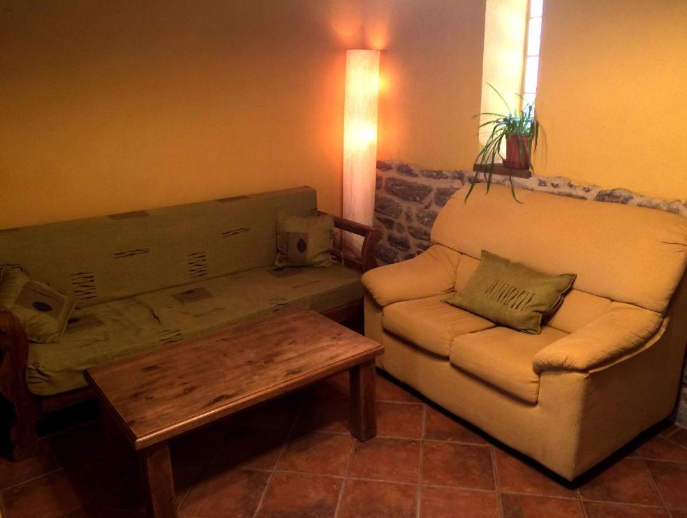 Casa Rural El Trubio Vigo de Sanabria ภายนอก รูปภาพ